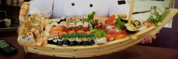 Sushi Boat at Maki Sushi